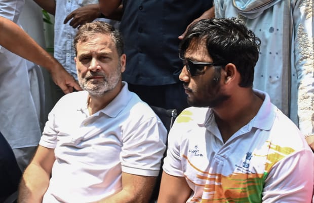 Pellet-gun victim Sahil Lochav says vision still unclear after surgery, alleges FIR not registered