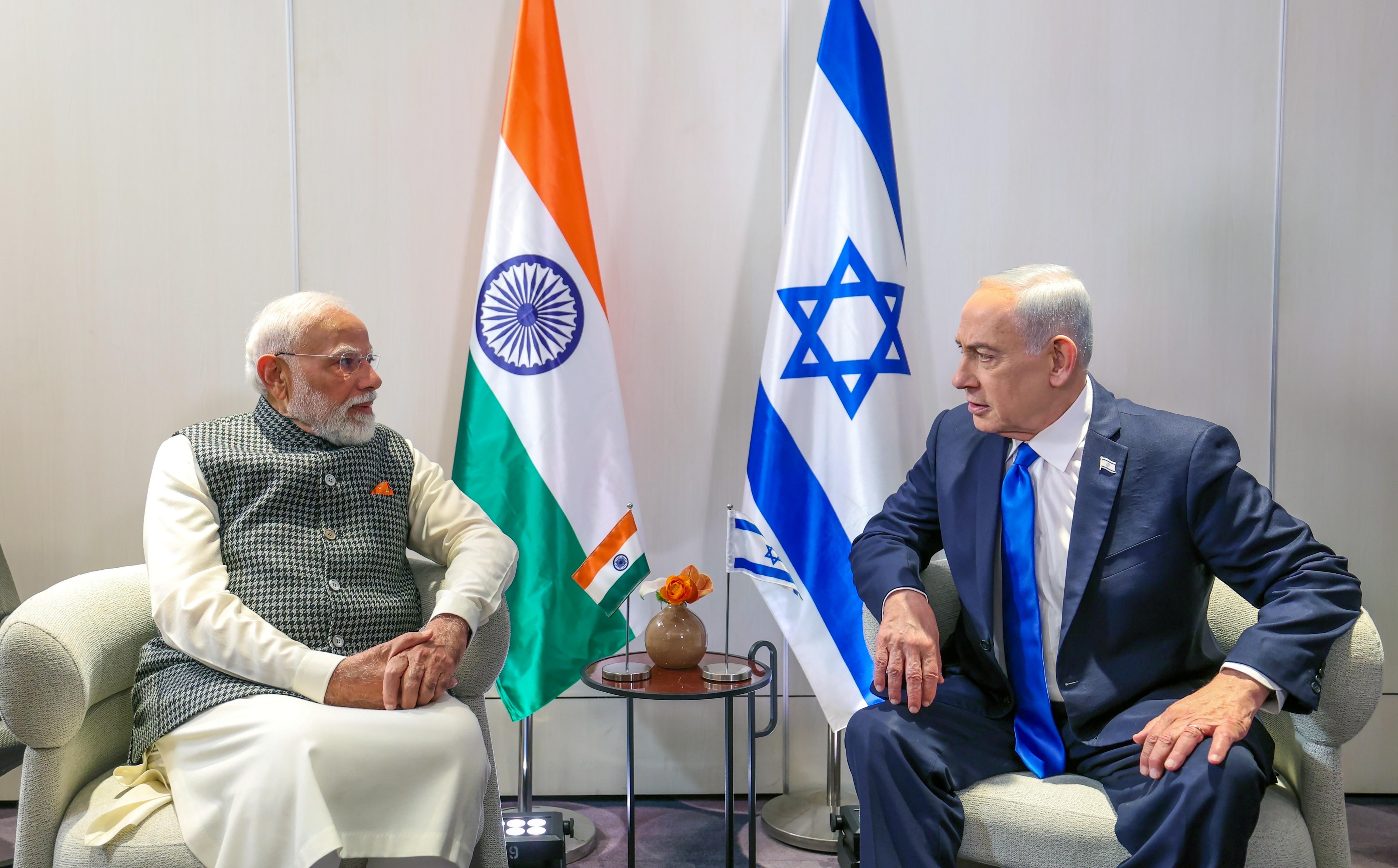 PM Modi meets with PM Benjamin Netanyahu in Tel Aviv