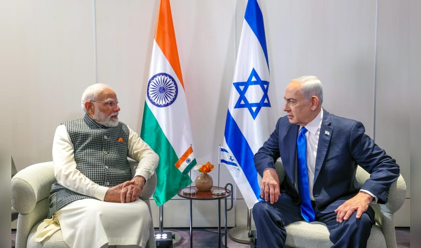 PM Modi meets with PM Benjamin Netanyahu in Tel Aviv
