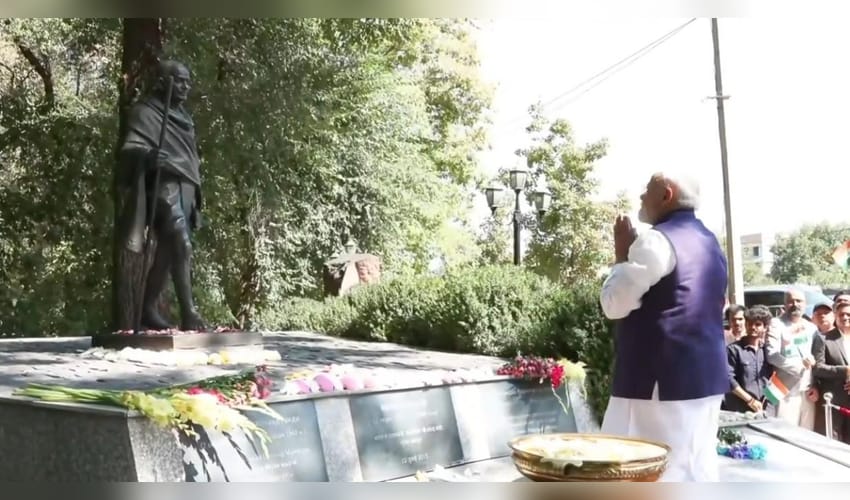 PM Narendra Modi pays tribute to Mahatma Gandhi in Bishkek