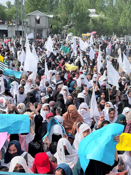 PoK tensions rise as JAAC launches long march after talks with Pakistan authorities fail; calls for restraint