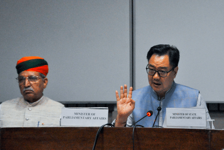Police firing on protesters under Congress killed many: Kiren Rijiju slams Rahul Gandhi (Photo: IANS)