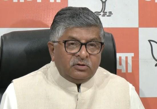 'Politics of anarchy': BJP attacks Rahul Gandhi over police station sit-in