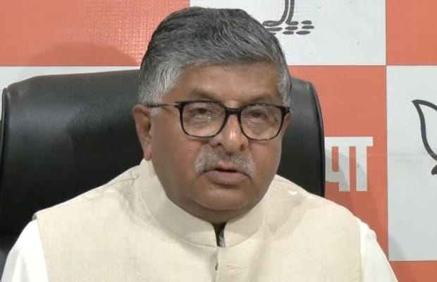 'Politics of anarchy': BJP attacks Rahul Gandhi over police station sit-in