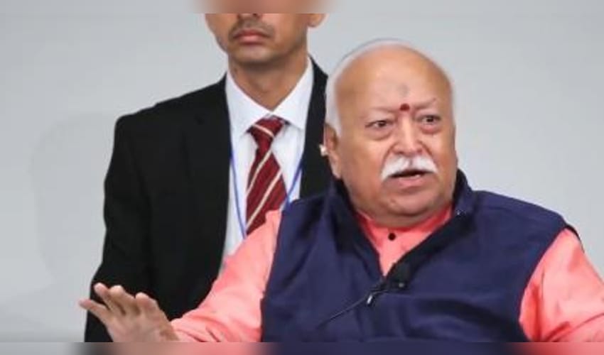 Practice, not knowledge, can unite: Bhagwat