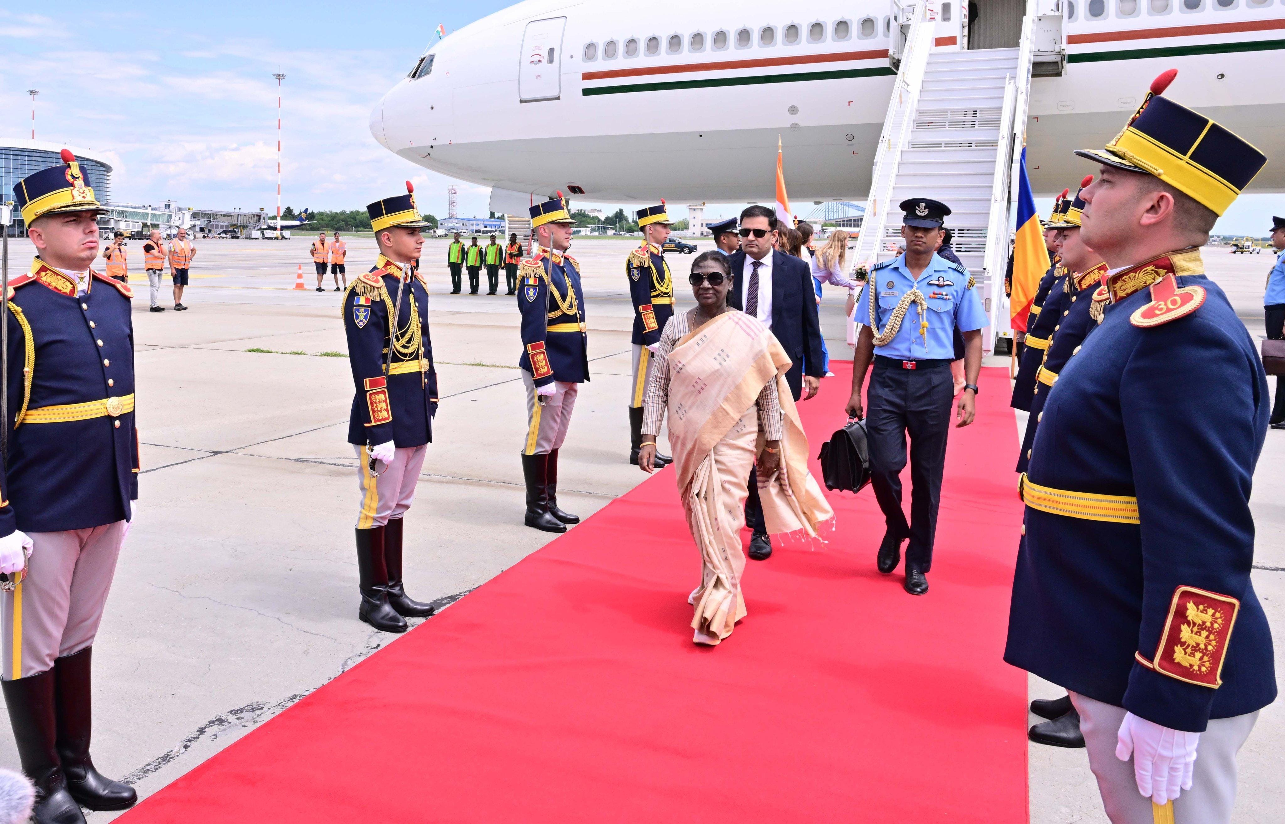 President Mumu arrives in Bucharest on last leg of three-nation visit