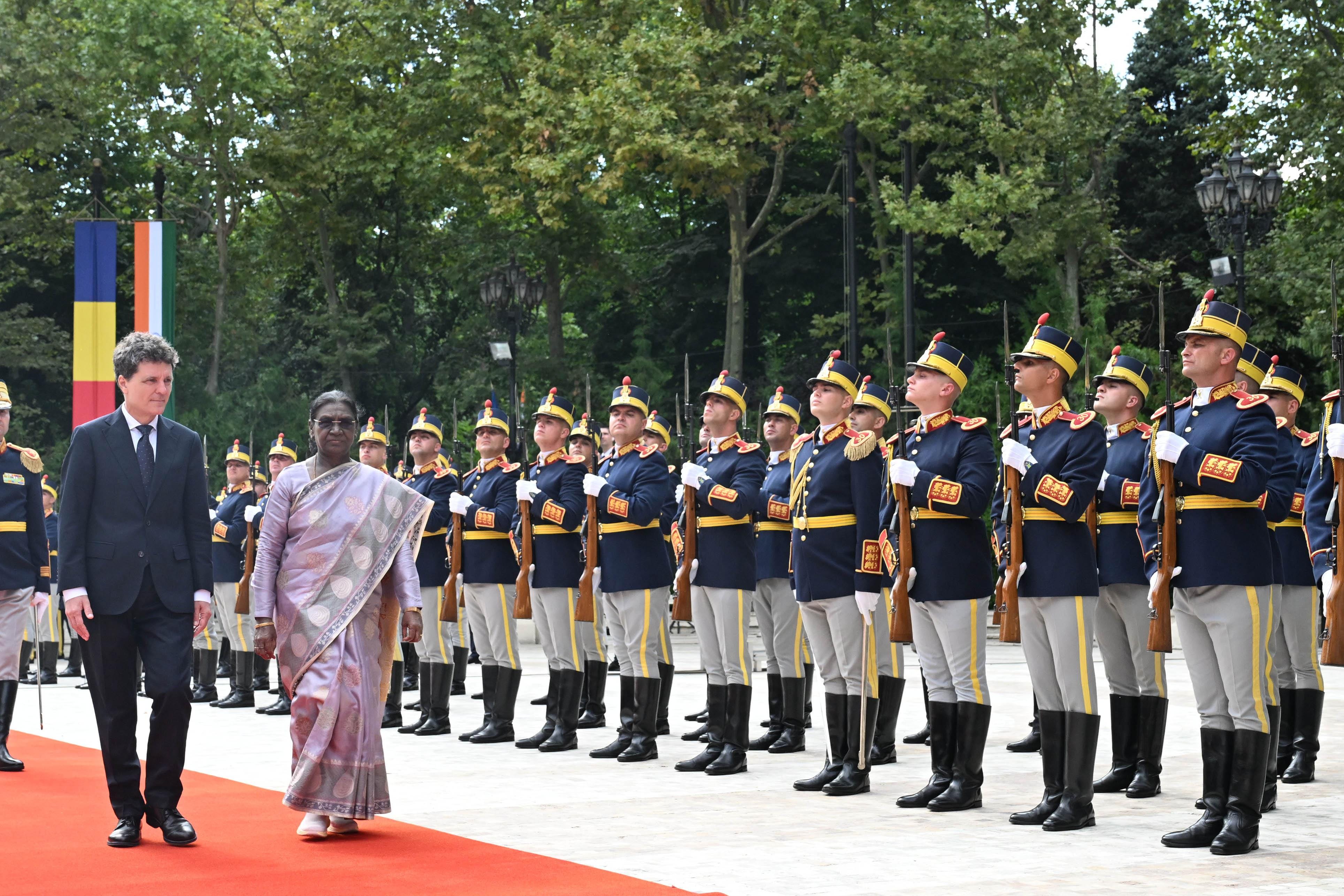 President Murmu discusses major dimensions of bilateral partnership with Romanian counterpart