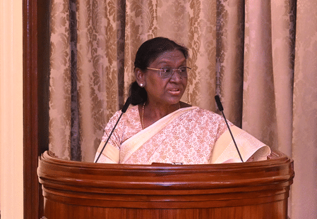President Murmu extends Raksha Bandhan greetings, calls for strengthening bonds of trust, mutual responsibility