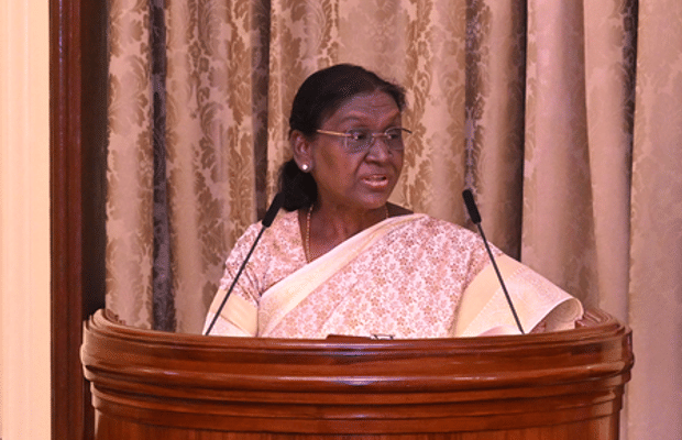 President Murmu extends Raksha Bandhan greetings, calls for strengthening bonds of trust, mutual responsibility