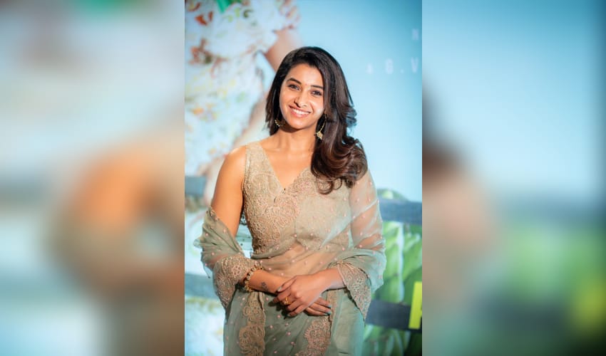 Priya Bhavani Shankar on working in Ravi Teja's 'Irumudi': We made a thousand memories while shooting this film! (Photo: IANS/PR)