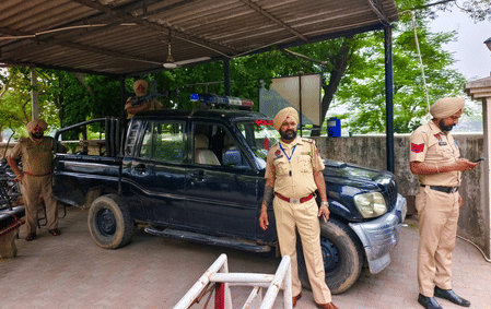 Punjab Police arrest three Bambiha gang members deported from Malaysia (Lead)