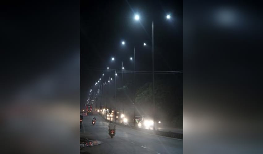 Punjab to illuminate villages with three lakh solar streetlights