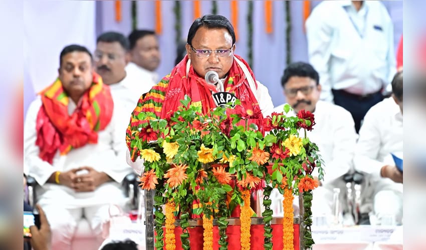 Puri: Odisha CM Mohan Charan Majhi reviews preparations for Rath Yatra 2026