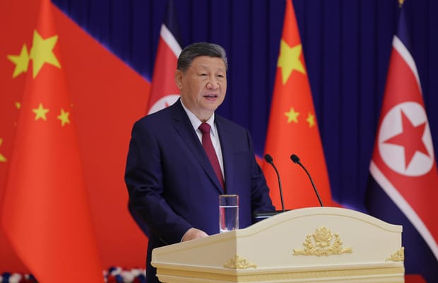 Pyongyang: Kim Jong-un hosts banquet for Xi Jinping