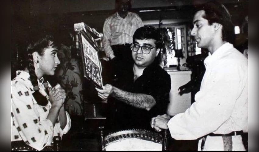Rajkumar Santoshi’s daughter Tanisha shares unseen BTS pics of Big B, Salman Khan from Khakee, Andaz Apna Apna