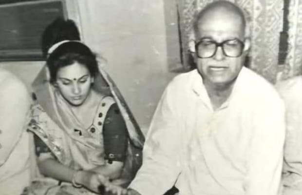 'Ramayan' fame Dipika Chikhlia shares throwback photo with L.K. Advani and PM Narendra Modi