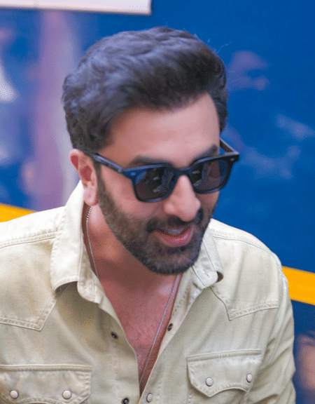 ‘Ramayana’ Pratham Sankalp: Ranbir Kapoor touches Kumar Vishwas, Sunny Deol’s feet at special event