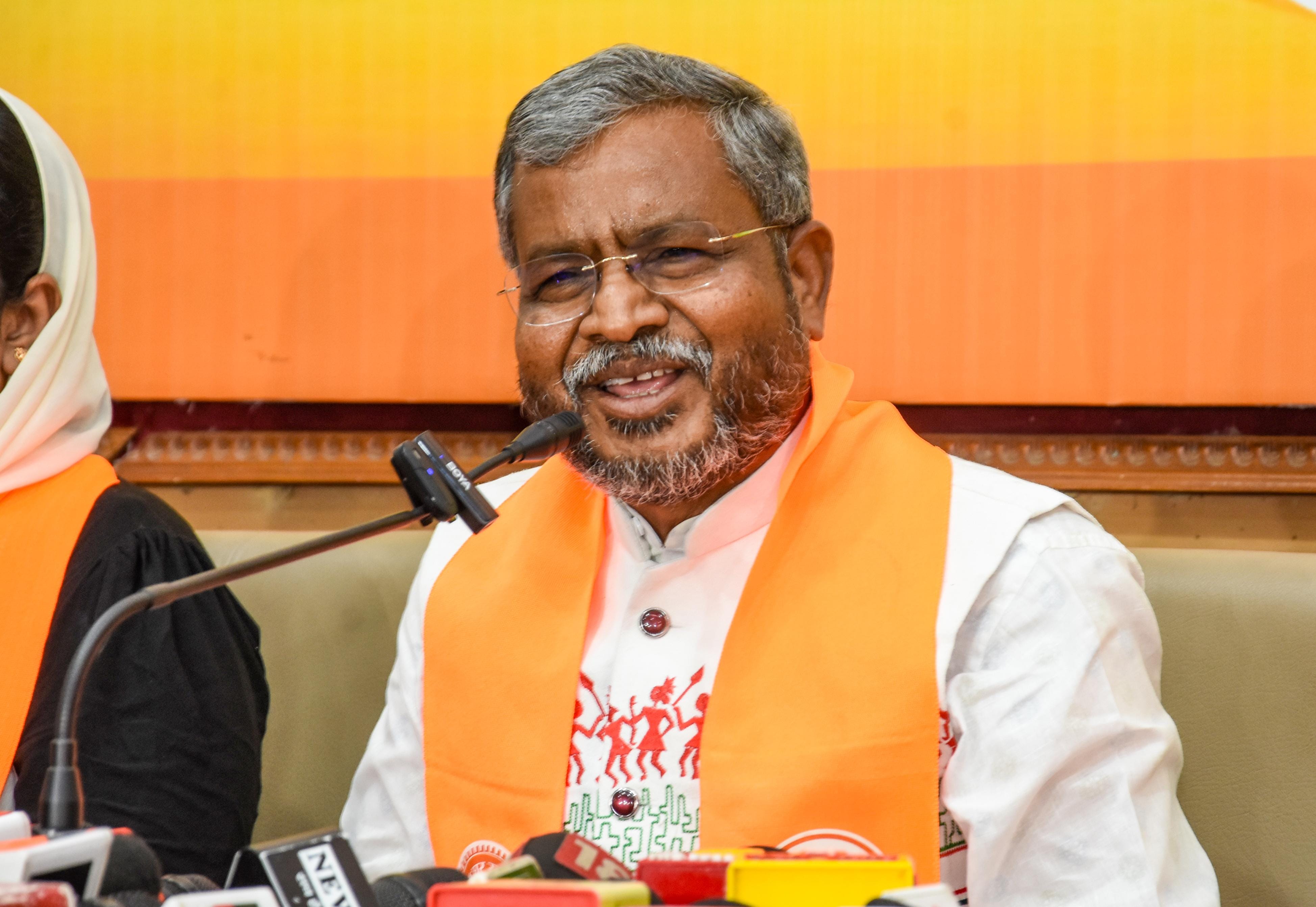 Ranchi: Babulal Marandi Addresses Press Conference