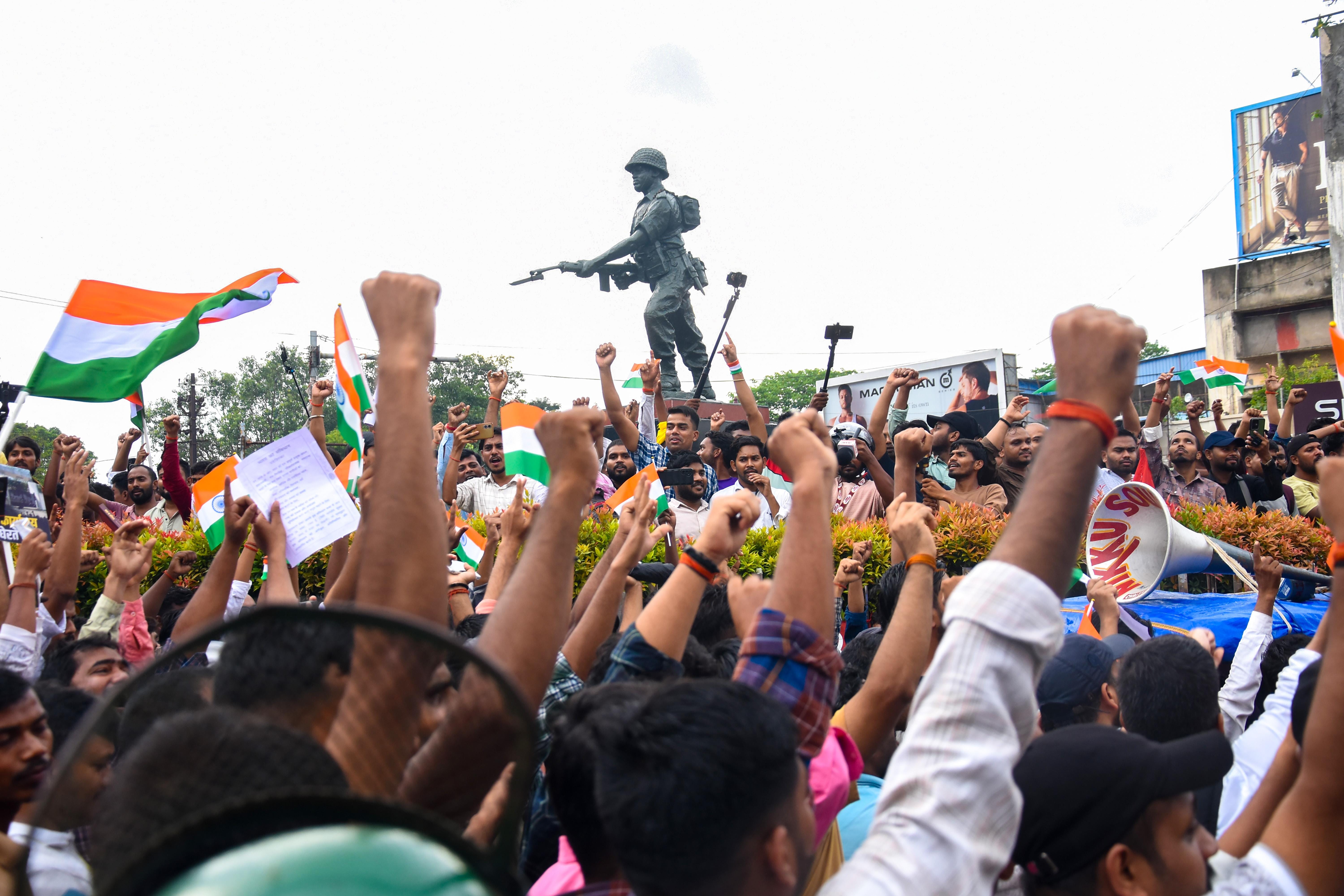 Ranchi: Students Protest Over Alleged JSSC CGL Paper Leak