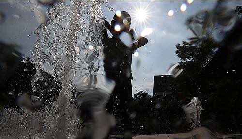 Record heat wave continues to grapple South Korea