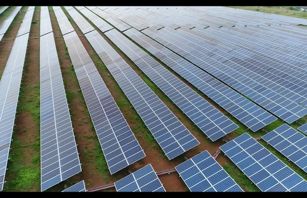 Rewa,Ultra Mega Solar Power project,Narendra Modi,PM dedicates Rewa Ultra Mega Solar Power project to nation