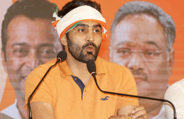 Rise above politics: Vijender Singh questions Rahul Gandhi's silence on India's Commonwealth Games performance