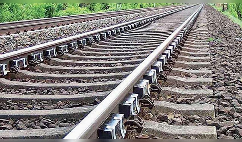 Russia eyes rail link to India to avoid maritime chokepoints