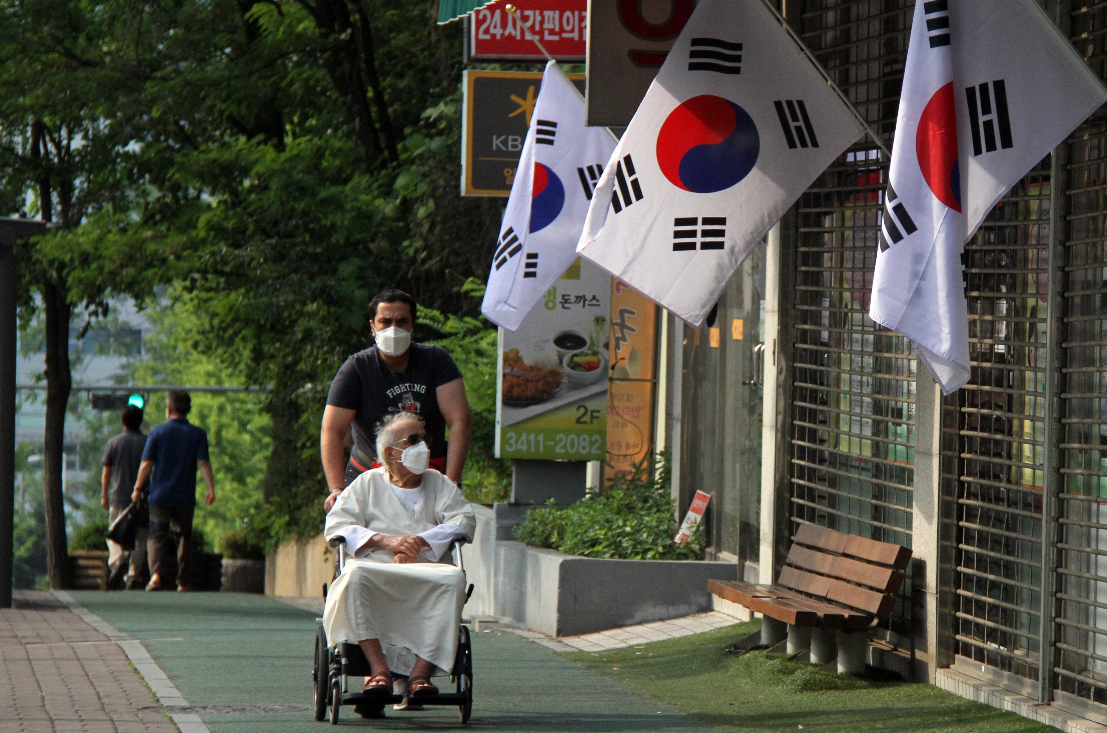 S. Korea attracts more than 2 million foreign medical tourists in 2025