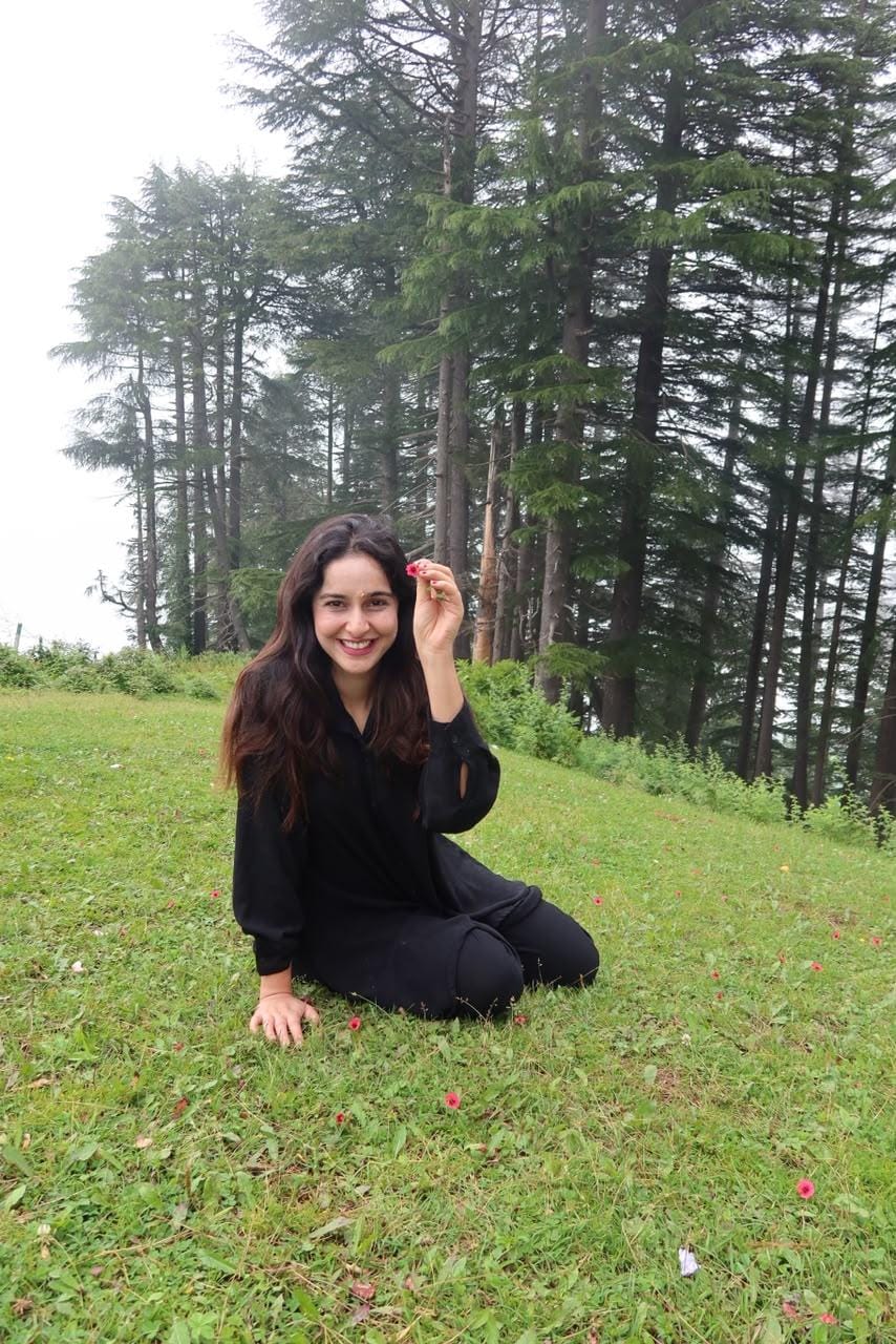 Sadia Khateeb embraces her Kashmiri roots, says returning home feels like reconnecting with herself