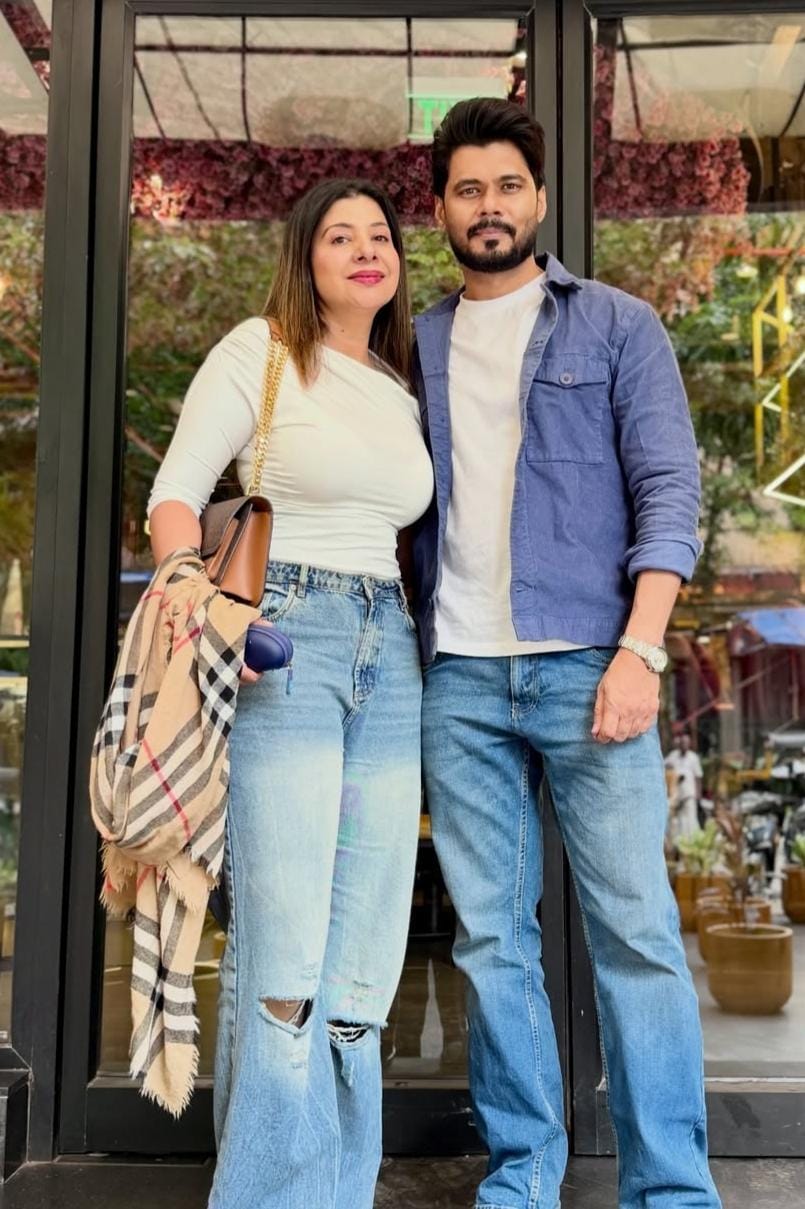 Sambhavna Seth marks 10 years of marriage with Avinash Dwivedi, celebrates journey to parenthood