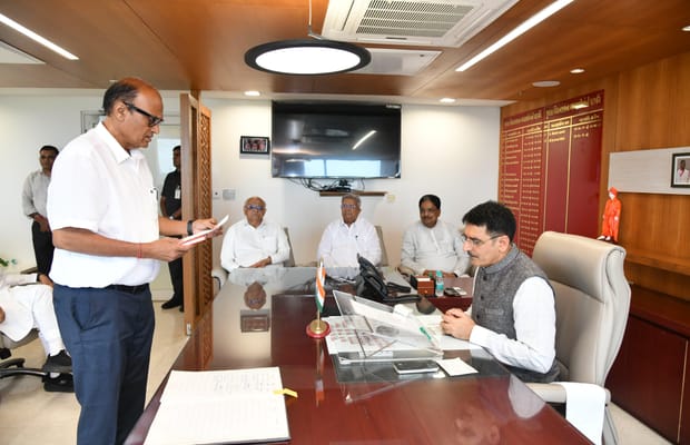 Satish Patel takes oath as Manjalpur MLA after BJP retained seat in Gujarat bypoll