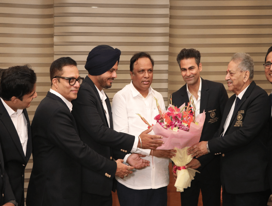 Mumbai honours the 1996 Junior World Cup cricket team, the 'Heroes of Lord's.'