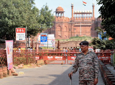 False Bomb Threat at Delhi's Red Fort Sparks Major Security Response