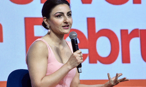 Soha Ali Khan Explains Why She No Longer Shares Daughter Inaaya's Photos on Social Media