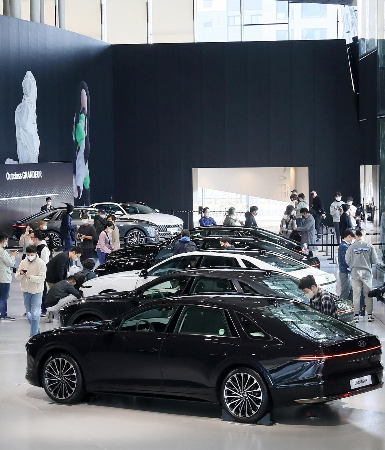 sedan,Hyundai,