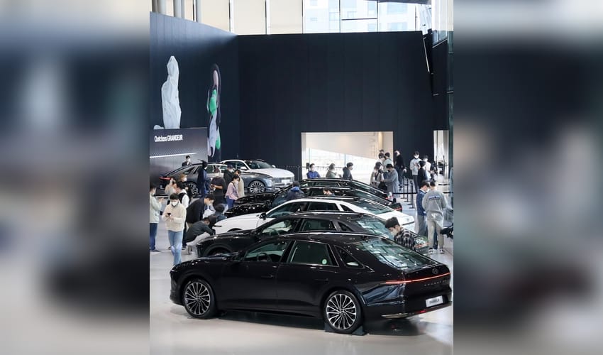 sedan,Hyundai,