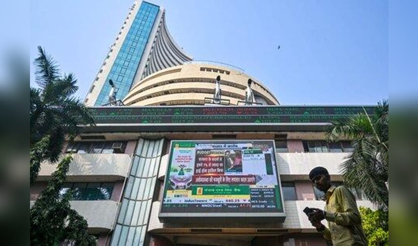 Sensex, Nifty snap losing streak as realty, private bank and IT stocks rally