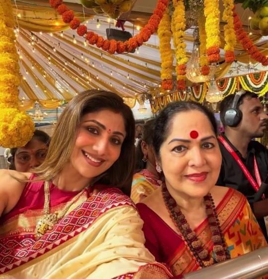 Shilpa Shetty revisits her roots as she offers prayer with her mom on Naga Panchami