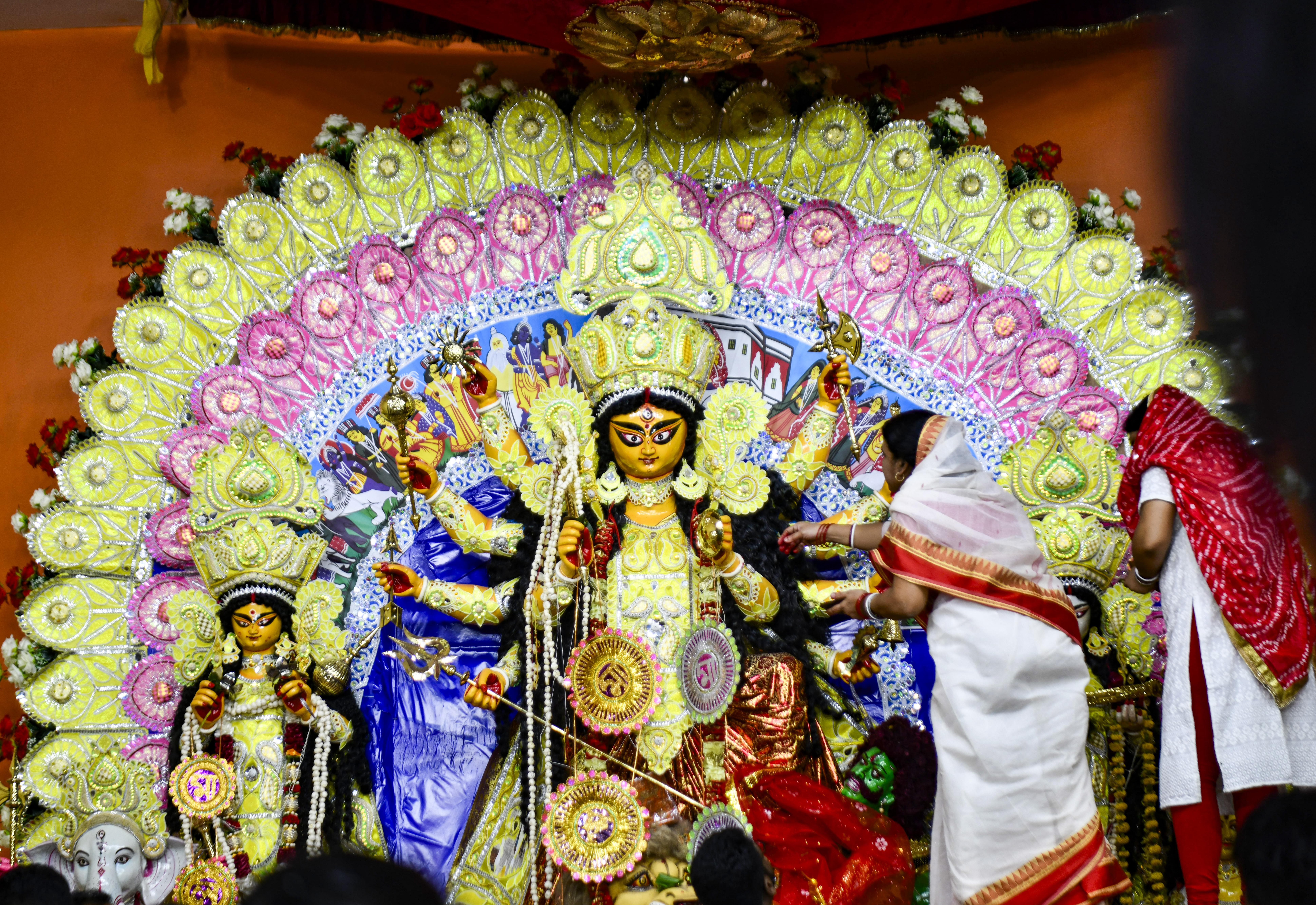 Sindoor Khela celebrations in Patna