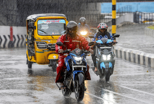 Six Tamil Nadu districts face heavy rain, thunderstorms today