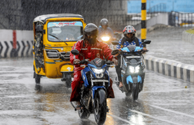 Six Tamil Nadu districts face heavy rain, thunderstorms today