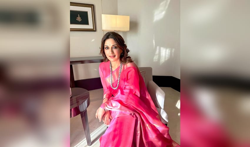 Sonali Bendre on presenting ‘Solha’: 'Stories that make you pause and reflect have always drawn me'