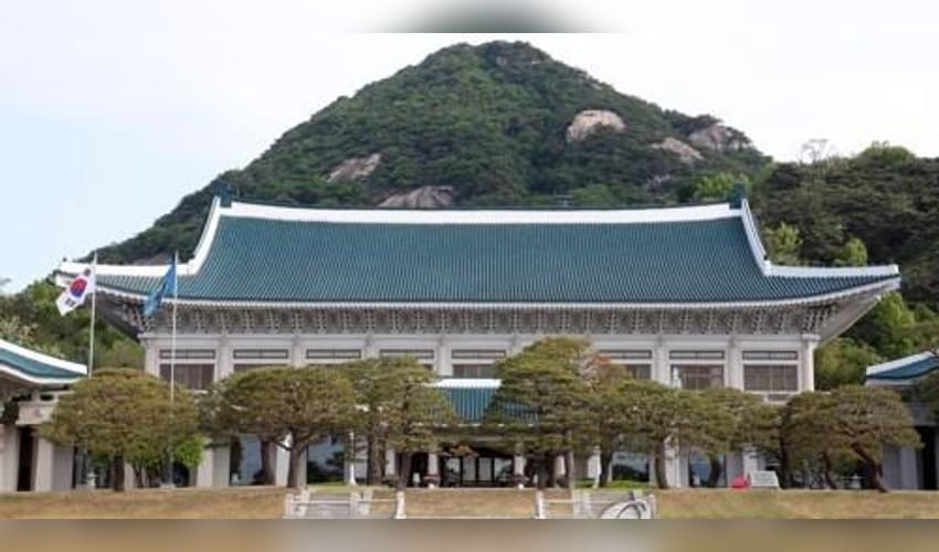 South Korea: Presidential office expects North Korea-US leaders' friendship to lead to dialogue