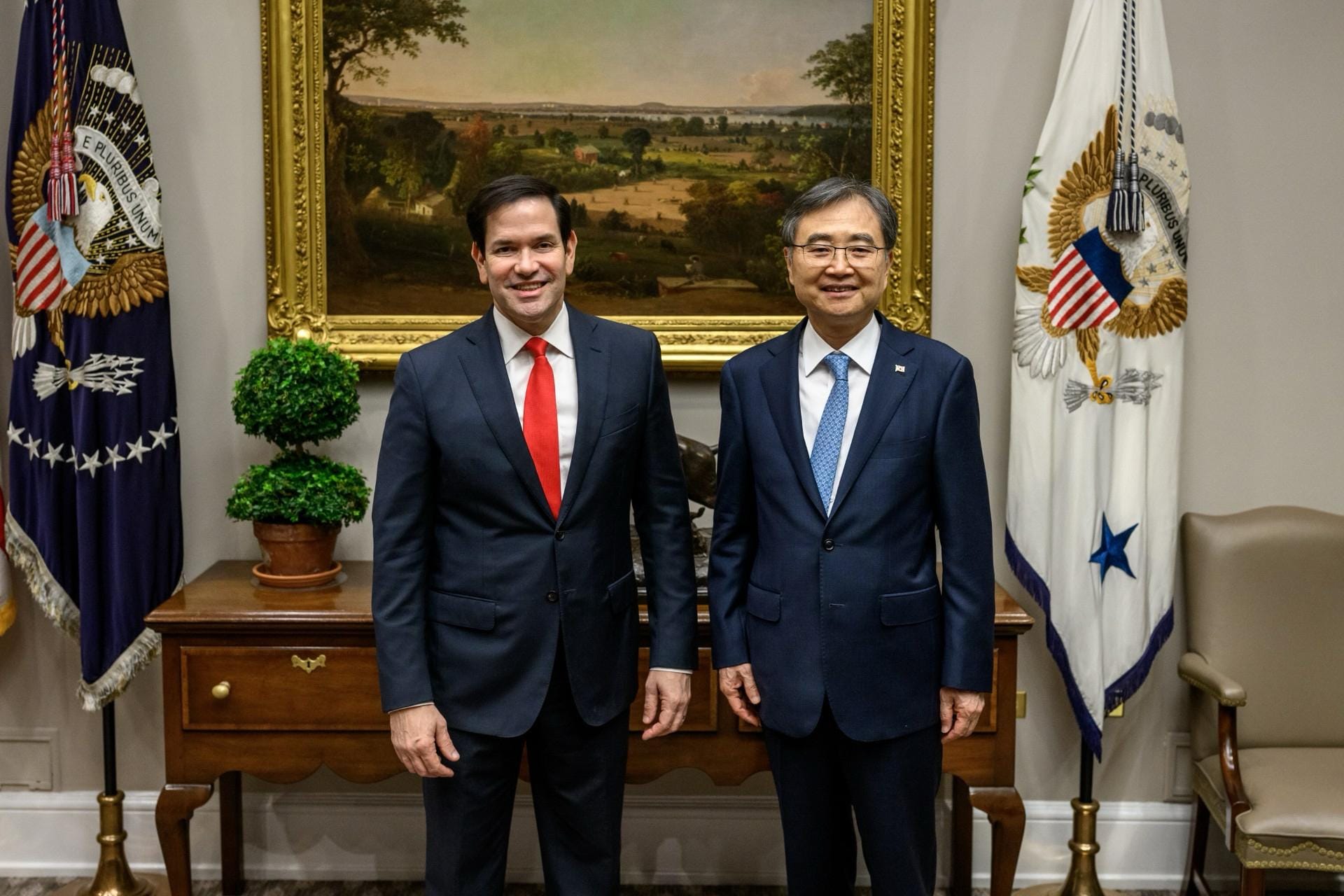 South Korean, US FMs meet on sidelines of ASEAN meetings amid pending alliance issues