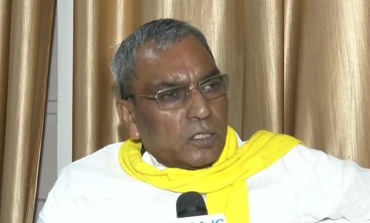 SP leaders don't want Azam Khan to live; share input about his activities with govt, says UP Minister 