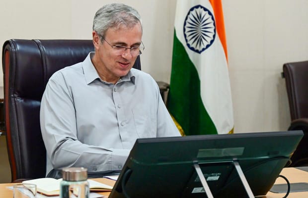 Srinagar: J&K CM chairs review meeting on IFFJK 2026