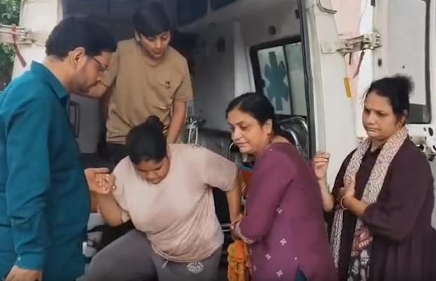 Stampede-like situation at Nagchandreshwar Temple in MP's Ujjain, 3 injured