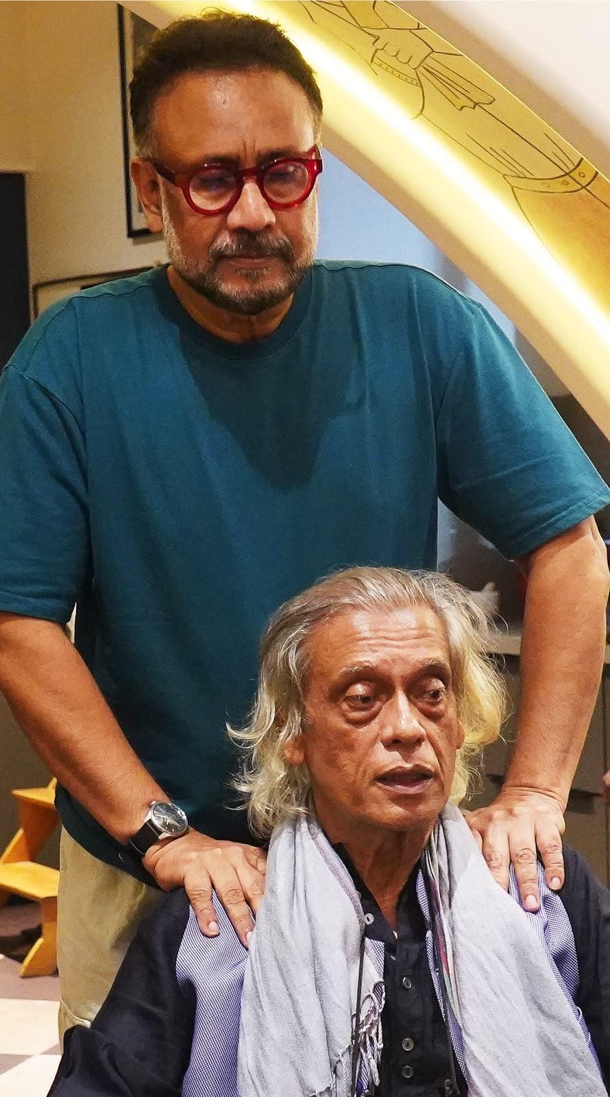 Sudhir Mishra says his new film starring Manoj Bajpayee sheds light on 21 days in life of Mahatma Gandhi during independence