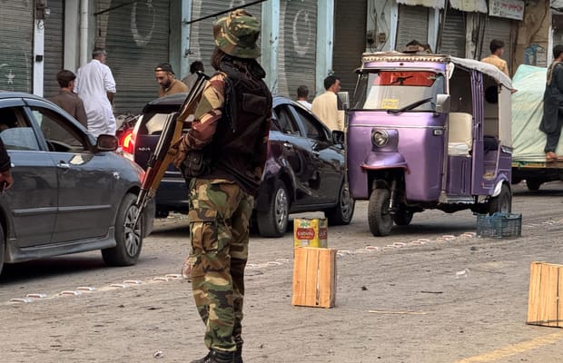 Swat: Suicide blast near peace rally in Pakistan