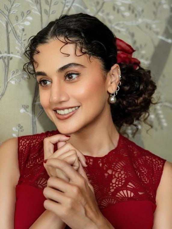 Taapsee Pannu drops cryptic post ‘Hence, proved’ after Kangana's ‘Sasti Copy’ remark 